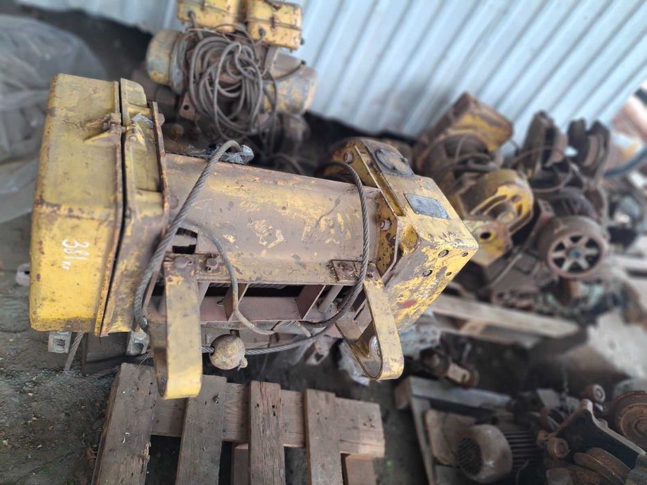 Вивіз металобрухту, батареи, ванни, станки