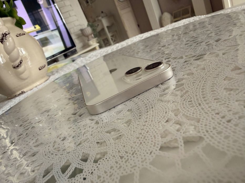 iPhone 14 biały stan idealny