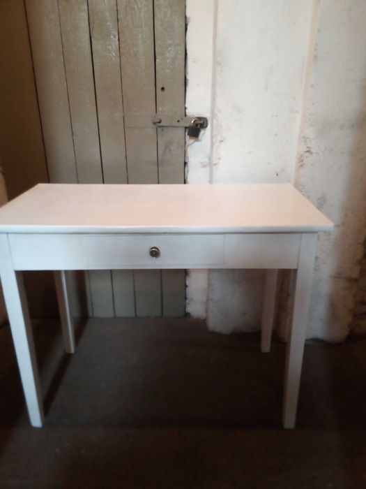 Stól kuchenny bialy z szufladą-nowy