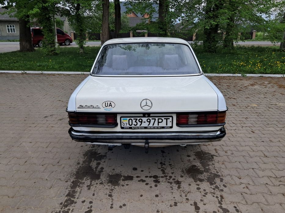 Продам Mersedes W123 200 дизель