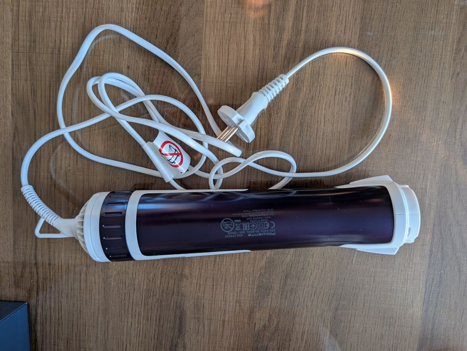 Продам фен-щітку Rowenta CF9530