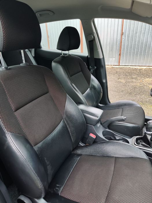 Hyundai i30 niski przebieg, bogata wersja.