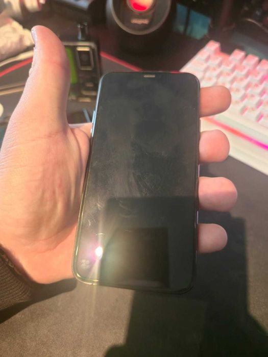 Telefon Iphone 11 PRO