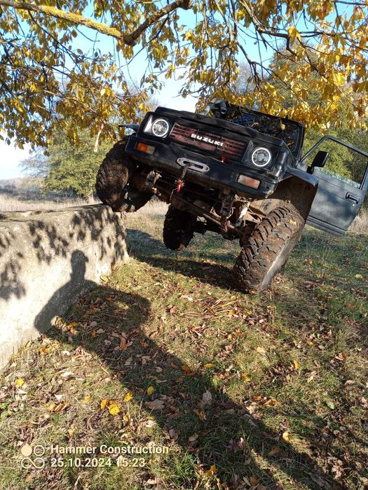 Auto terenowe Suzuki samuraj