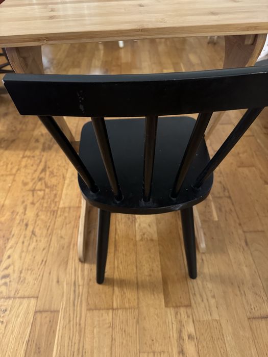 Secretária criança