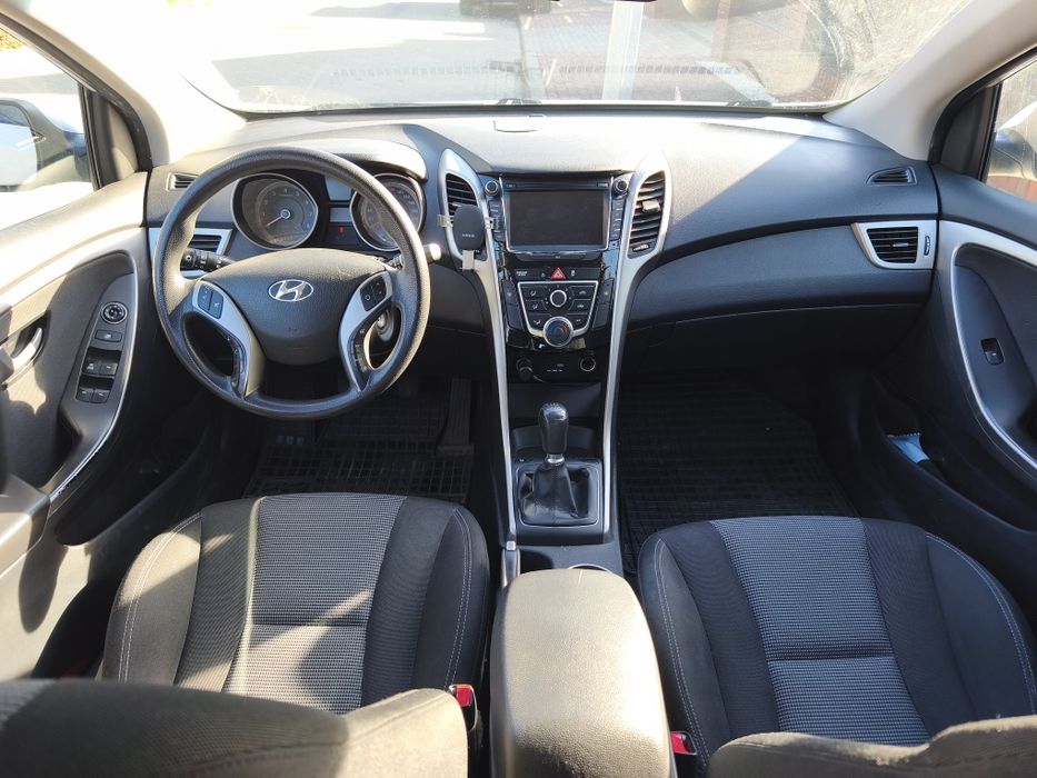 Hyundai i30 1.6 benzyna bezawaryjny