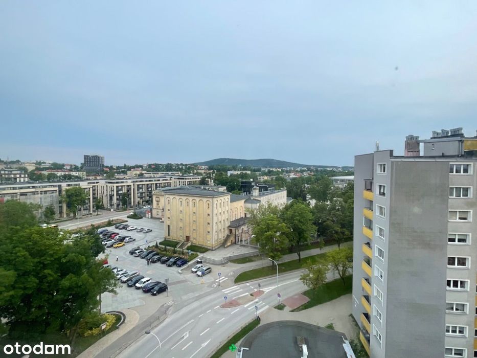 Kawalerka 40m2 ul. Krakowska zaraz obok WDK-u / oddzielna kuchnia
