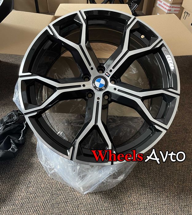 диски R20 5*112 BMW X5 X6 X7 G05 G07 G06 G01 разноширокие 741 стиль