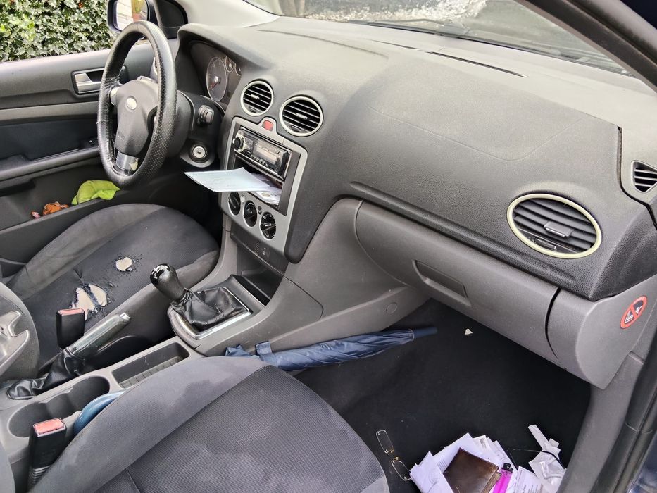 Ford focus 1.6 tdci — photo 2