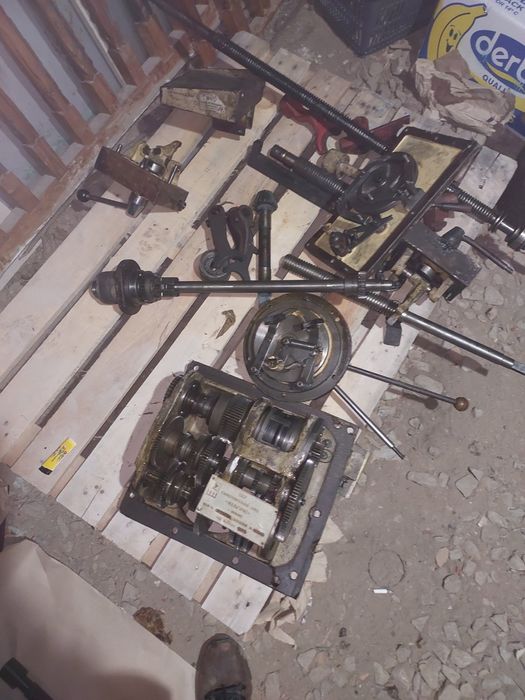 Станок фрезерний запчастини