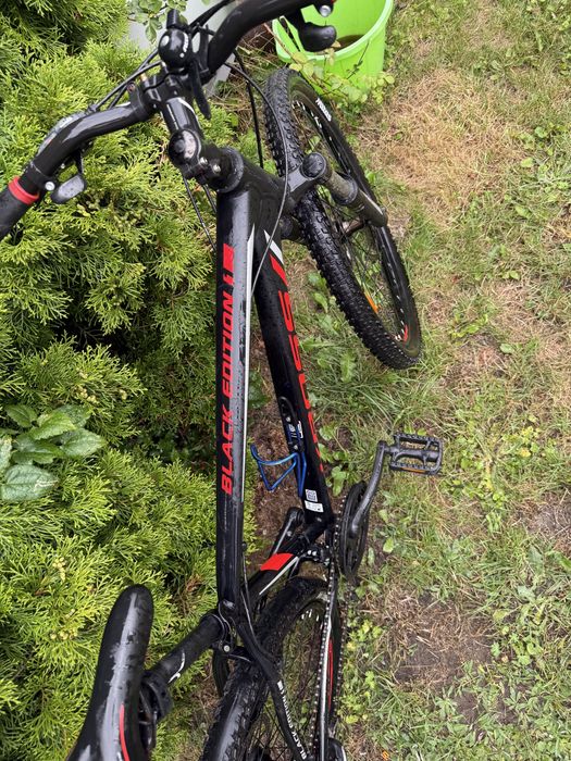 Rower cross czarno czerwony