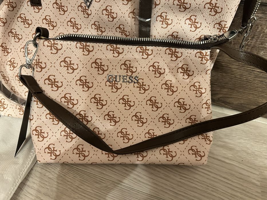 Zestaw dwóch torebek guess