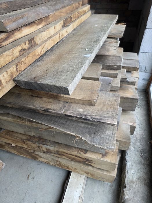 Дошка дубова необрізна природної сушки