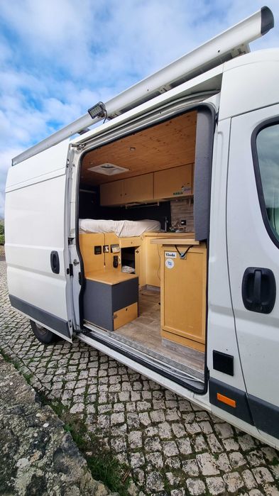 Peugeot Boxer L2H2 – 2.3 TDI (Corrente) – Preparada p/ Inverno & 220V