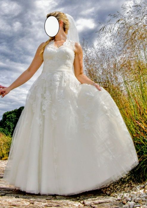 Koronkowa Suknia ślubna Princeska Pronovias 38/40