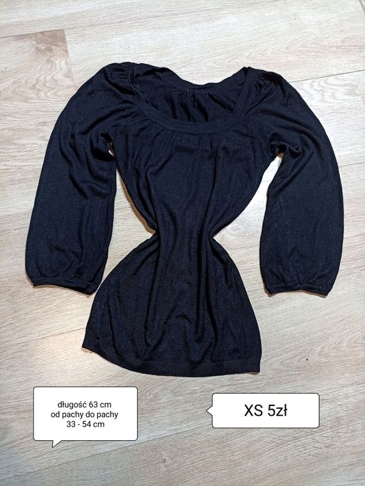 Sweterek rozmiar XS
