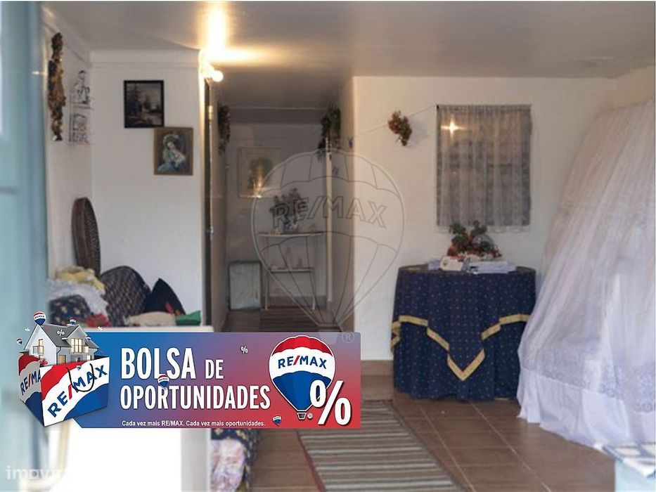 Moradia T4 para venda