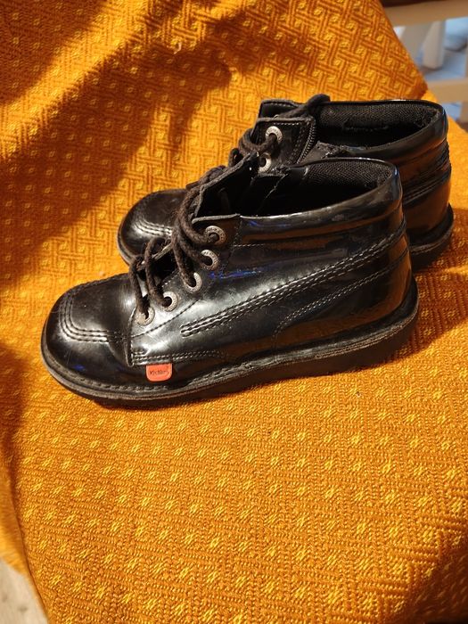 Botki dziewczęce kickers 35