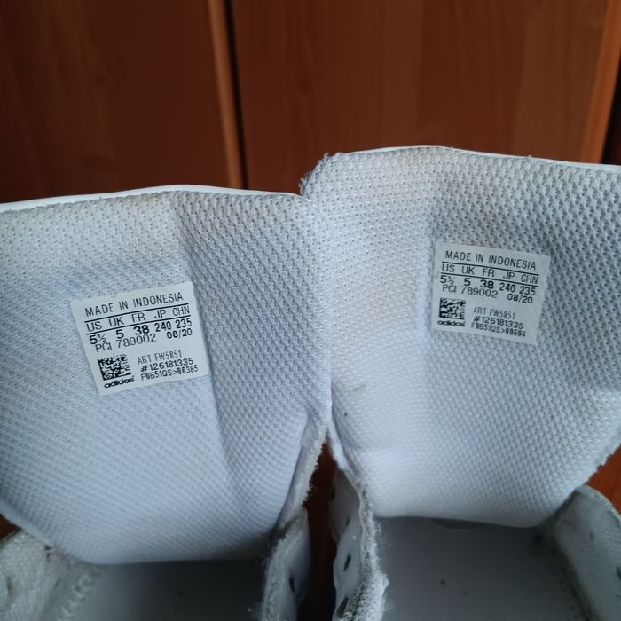 Damskie buty sportowe Adidas
