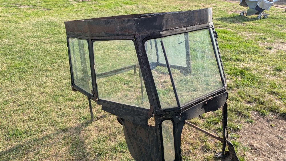 Ursus C-360 kabina, szyby