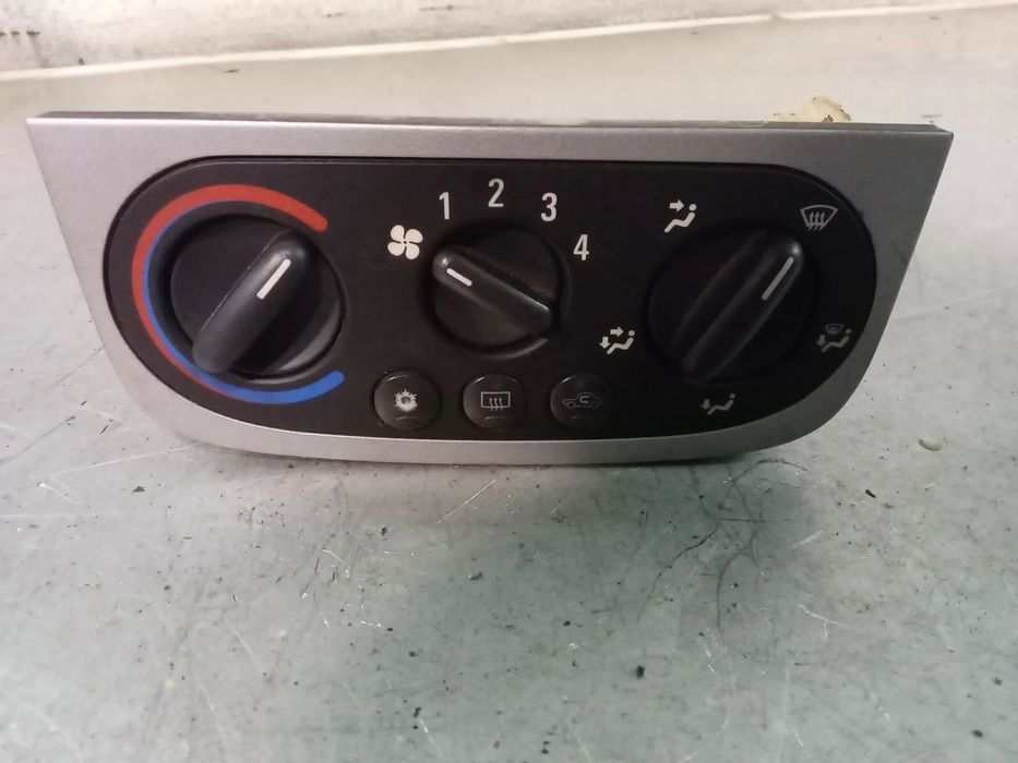 COMANDO SOFAGEM (COM E SEM AC)  OPEL CORSA C 01-06
