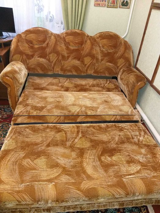 Диван в ідеальному стані