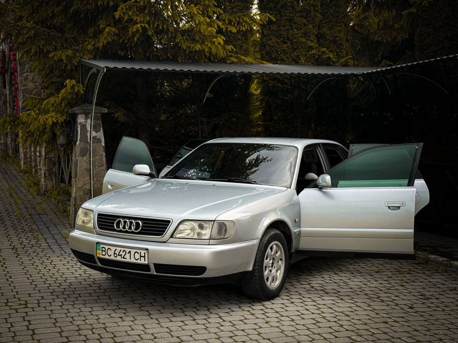 Audi A6C4 1997 рік