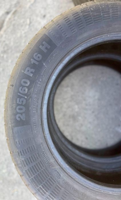 Літні шини 205/60 R16 Continental