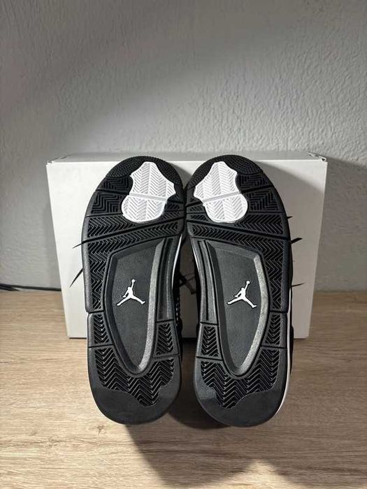 Jordan 4 Retro White Thunder Rozmiar 43