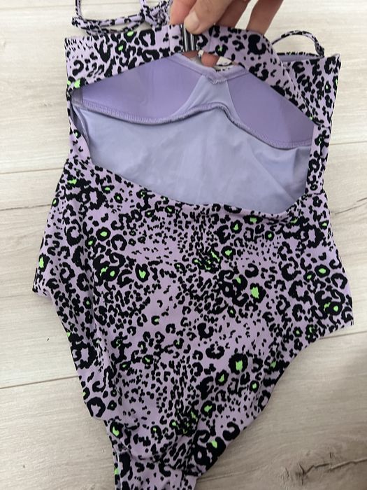 Купальник суцільний xs HM дуже крутий