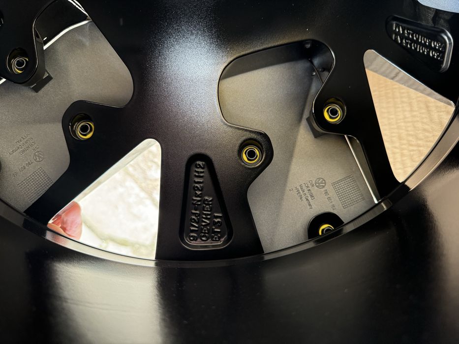 Felga 9,5x21 ET31 VW Touareg 760 oryginał jak NOWA