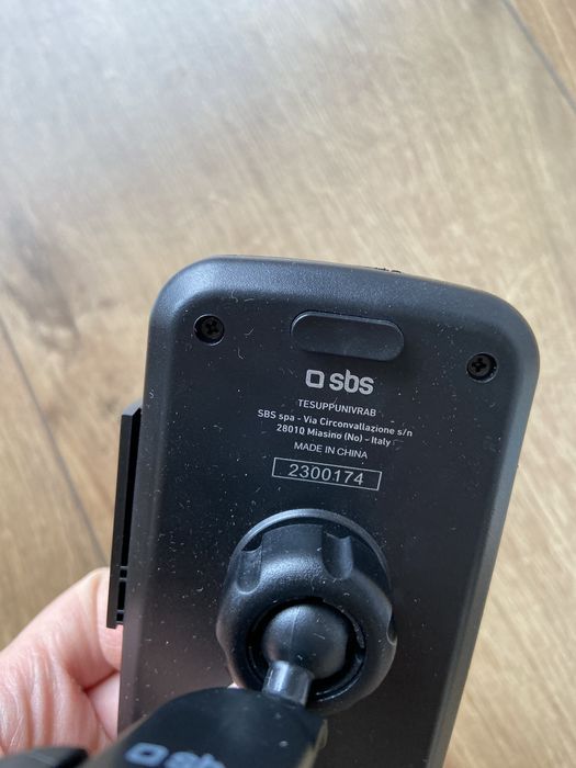 Uchwyt samochodowy na telefon SBS