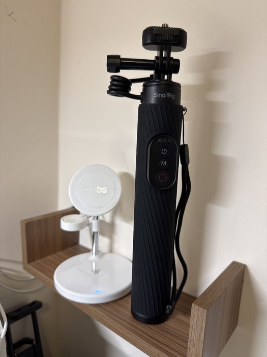 Powerbank z uchwytem do kamer sportowych i telefonów SmallRig
