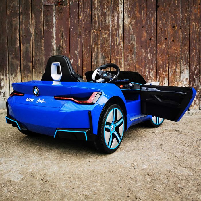 SAMOCHÓD BMW 4x4 I4M PERFORMANCE Elektryczny Auto Akumulator RC DZIECI