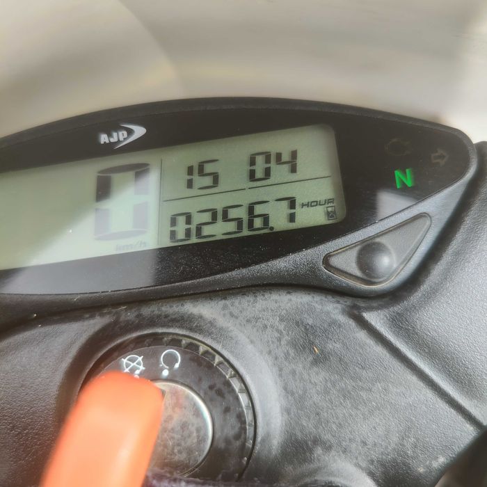 AJP PR5 2018 11,000km