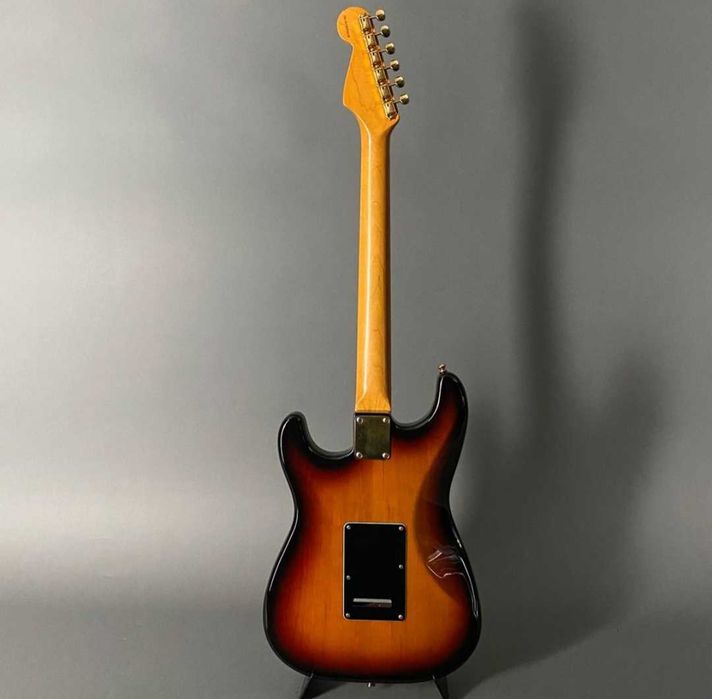 Fender Stevie Ray Vaughan Stratocaster USA 1995 + Estojo