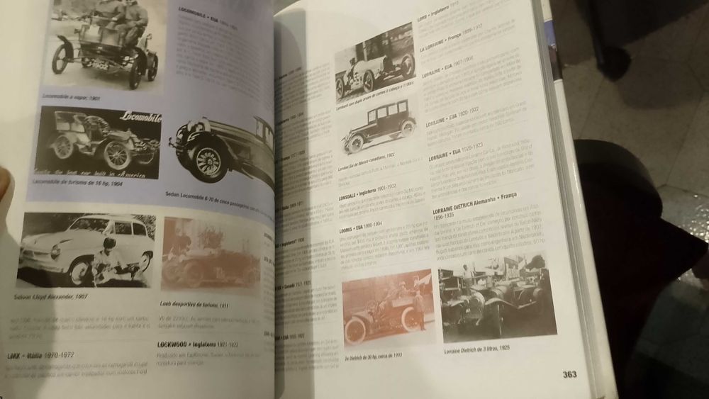 Enciclopédia Ilustrada do Automóvel - David Burgess Wise