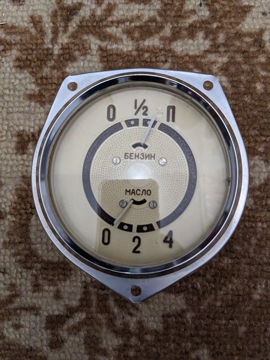 Новый датчик бензина и масла к Москвич 400-401. Спидометр СП18Б.
