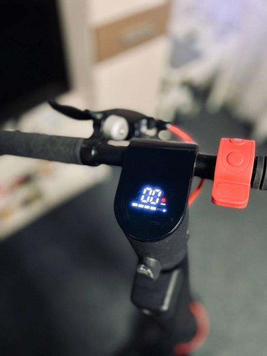 Продам електросамокат