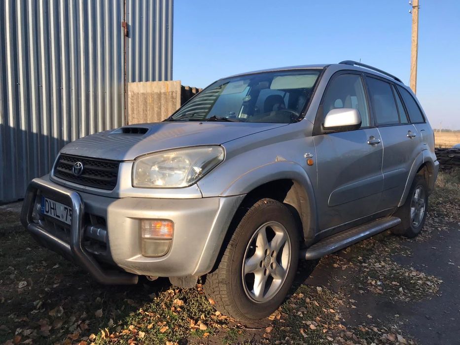 Авто Toyota RAV4