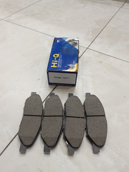 Задні колодки Dodge Dart
