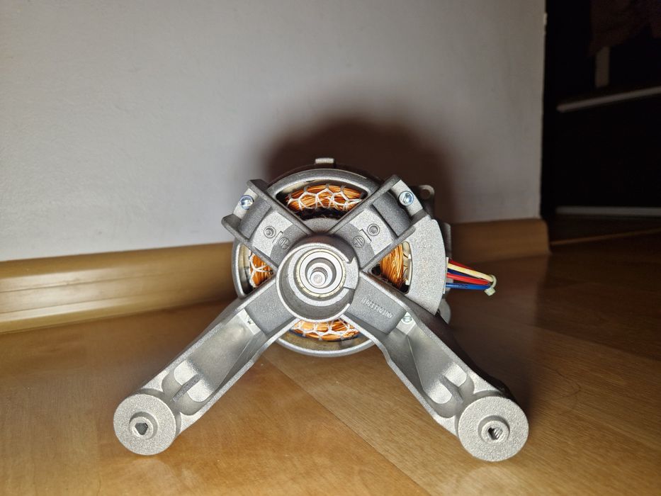 Silnik przemiennik NIDEC do Pralki Electrolux EWT1367VDW EWT 1367