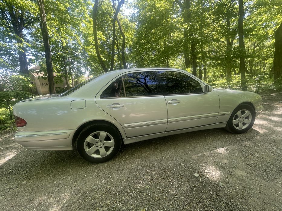 Продам W210 e320