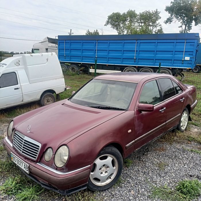 продам Мерседес 210