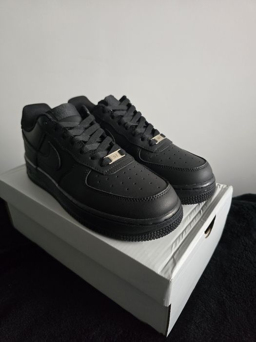 Nike AirForce 1 07 rozmiar 39 nowe czarne