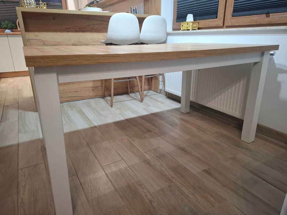 Stól Markskel rozkładany