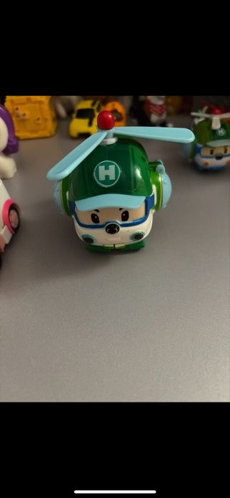 Ігрові фігурки (Ембер, Хелі (Робокар Полі), коала Бастер Мун, смурфіки