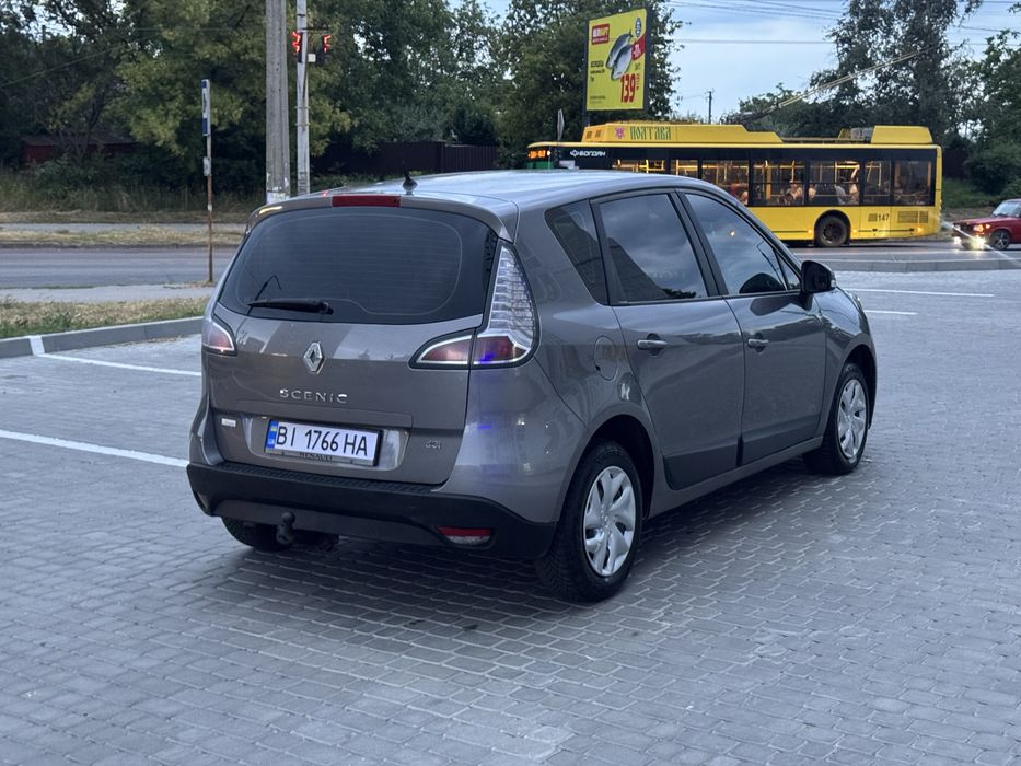 Продам рено 1.5 д