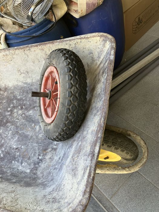 Roda de carro de mão