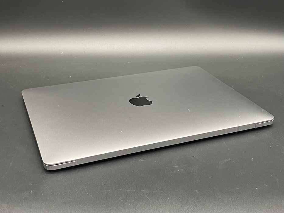 Macbook pro 2020 i5 256 ssd